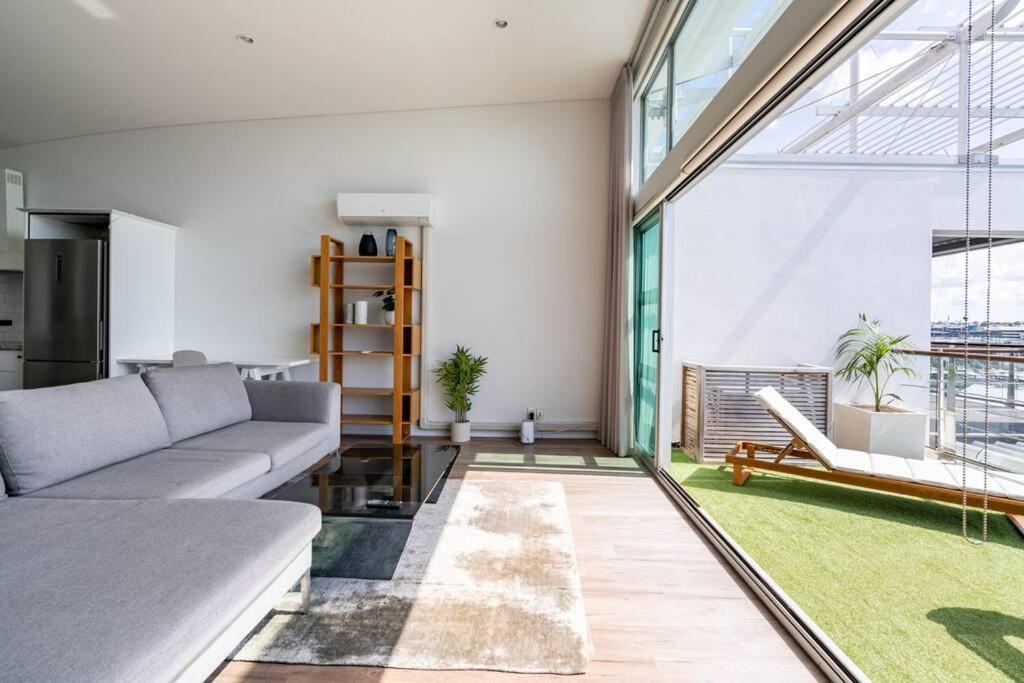 Spacious Penthouse With Spectacular Harbour Views! Окленд Экстерьер фото